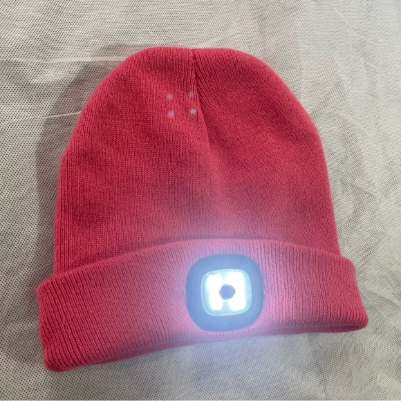 2 TagVo Night Scope Beanies OSFA Toboggan Cap LED Mount Holder 1 Light 2 Hats - Picture 6 of 8